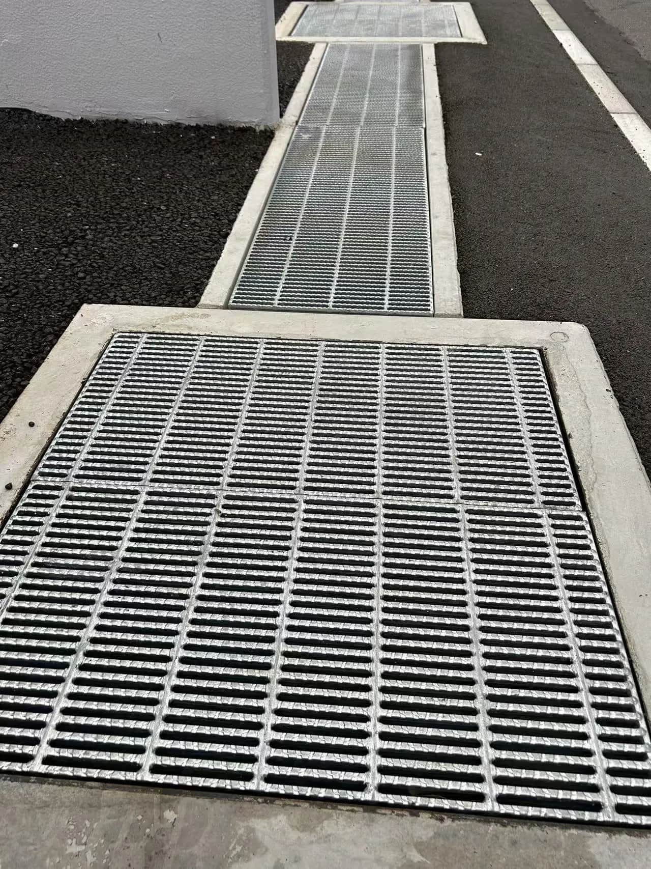 Análisis comparativo entre rejillas de acero especiales para estacionamientos y placas de acero comunes: ¡elija la mejor solución! Análisis comparativo entre rejillas de acero especiales para estacionamientos y placas de acero comunes: ¡elija la mejor solución!