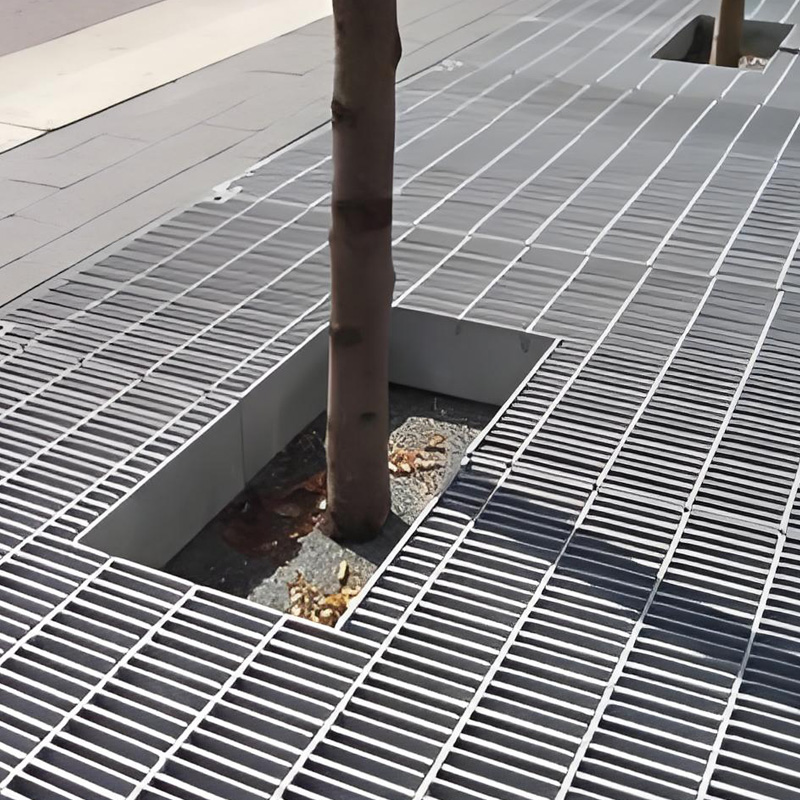 Cómo ayuda la rejilla de acero para alcorques a mejorar la calidad de los proyectos de jardinería urbana