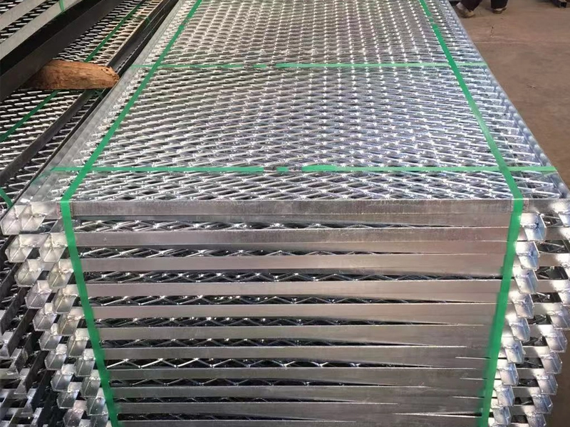 Metal expandido