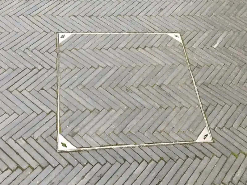 Tapa de registro invisible